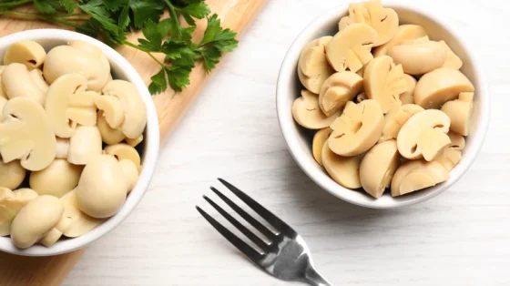 14 Best Ways To Use Canned Mushrooms